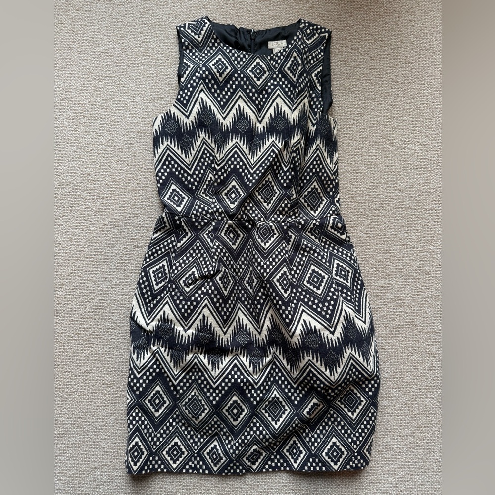 J Crew Sheath Dress Aztec Ikat Tribal Print With Pockets 
Size 2 Petite